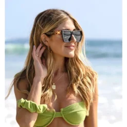 I-SEA WOMEN'S SUNGLASSES - AVA (BLACK-BLONDE TORT/SMOKE POLARIZED)(SW) -Billabong Shop 61yGnftl9PL 73645.1679681239